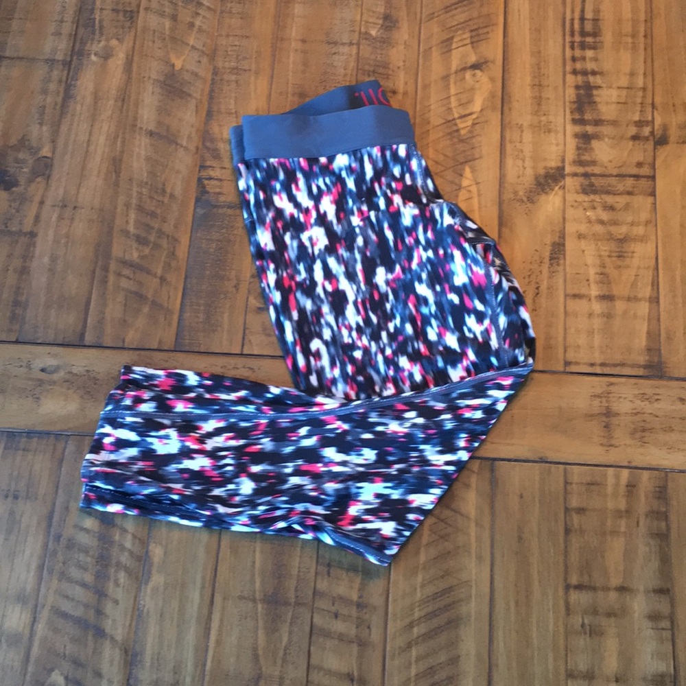 Nike Patterned 3/4 Leggings